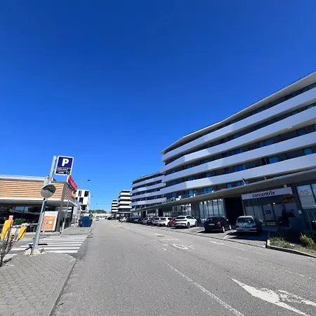 - Estacionamento * Aveiro